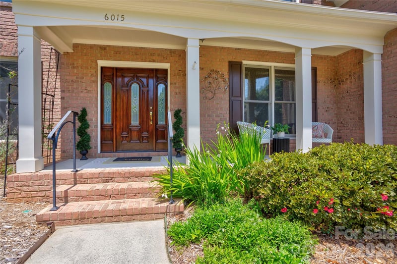 6015 Graburns Ford Dr, Charlotte, NC 28269