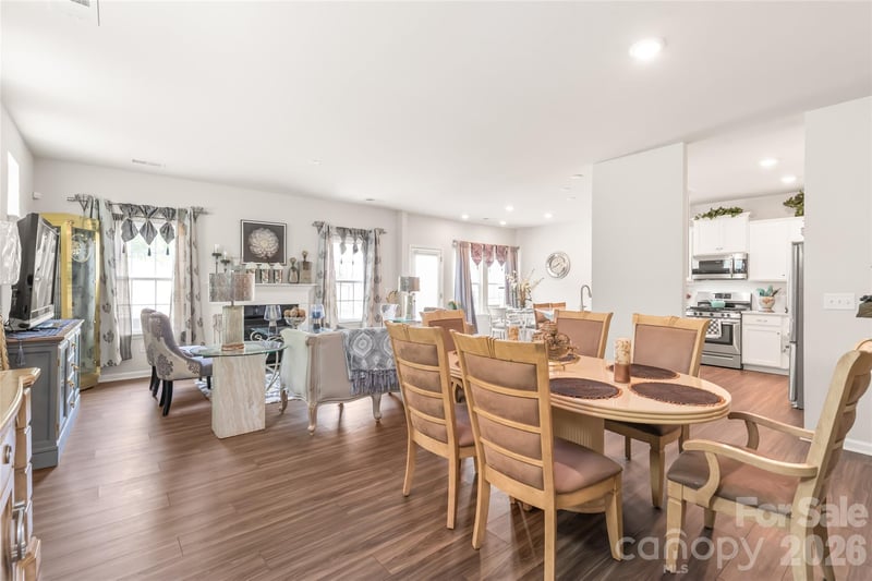 15308 Lake Ridge Rd, Charlotte, NC 28278