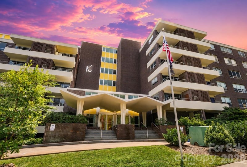 1300 Reece Rd #111, Charlotte, NC 28209