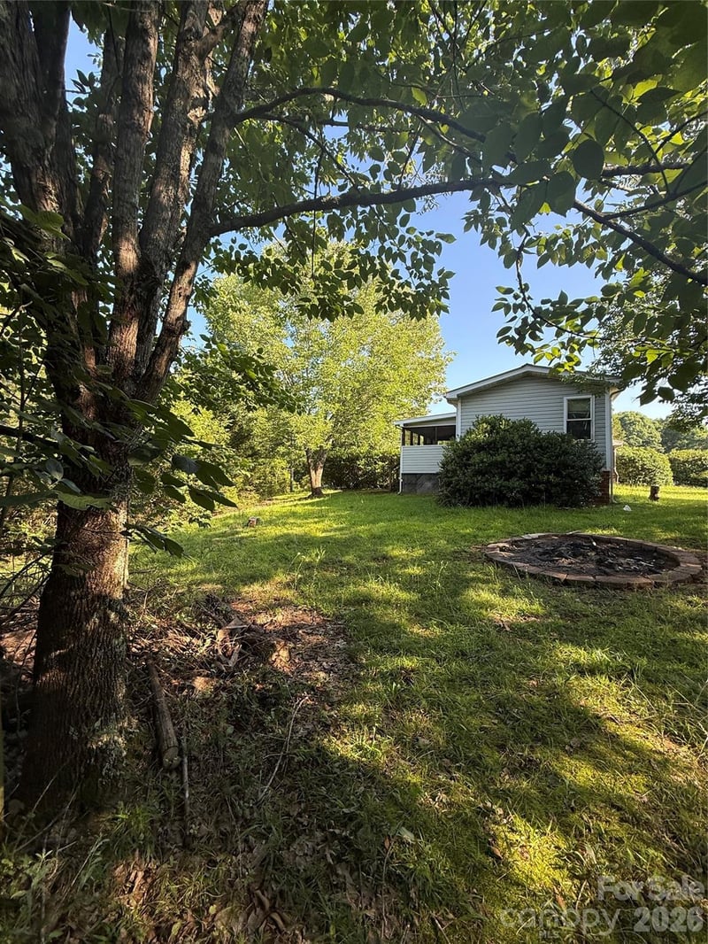 6006 Vanderhorst Dr, Concord, NC 28205