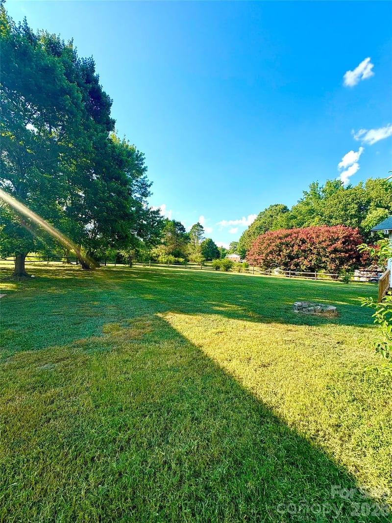 4105 Salem Pointe Dr, Monroe, NC 28110