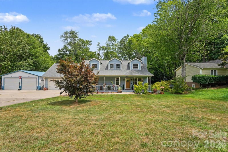 1446 32nd Street Ct, Conover, NC 28613