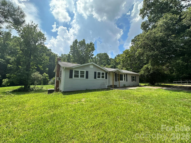 308 Maple Grove Church Rd, Matthews, NC 28104