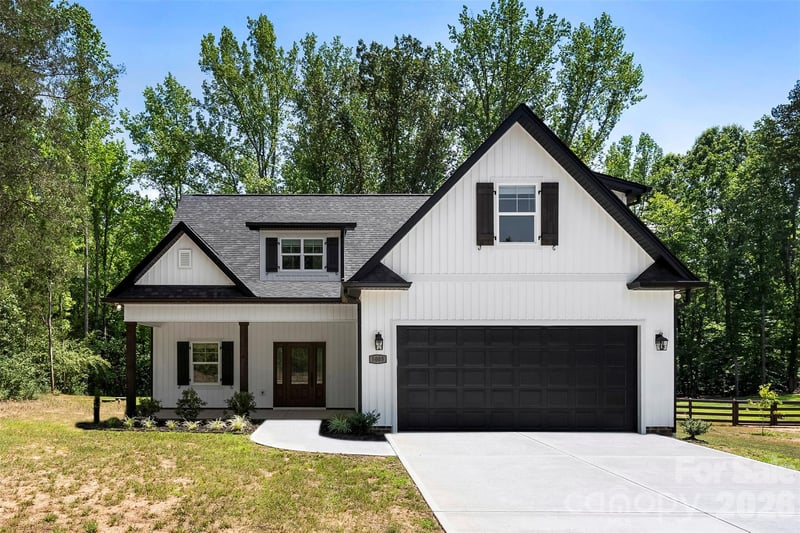 5005 Oconee Dr, Stanley, NC 28164