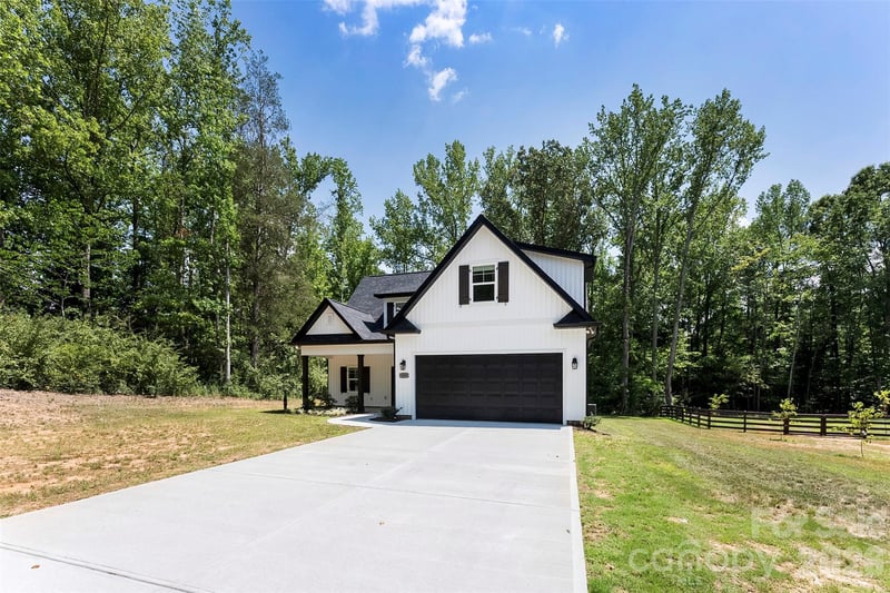 5005 Oconee Dr, Stanley, NC 28164