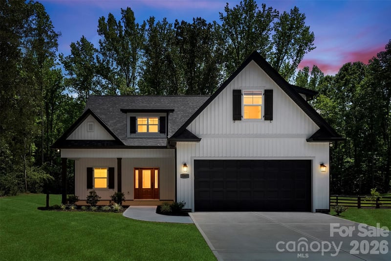 5005 Oconee Dr, Stanley, NC 28164