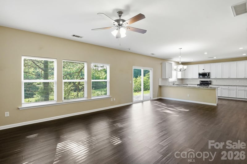 9237 Seamill Rd, Charlotte, NC 28278