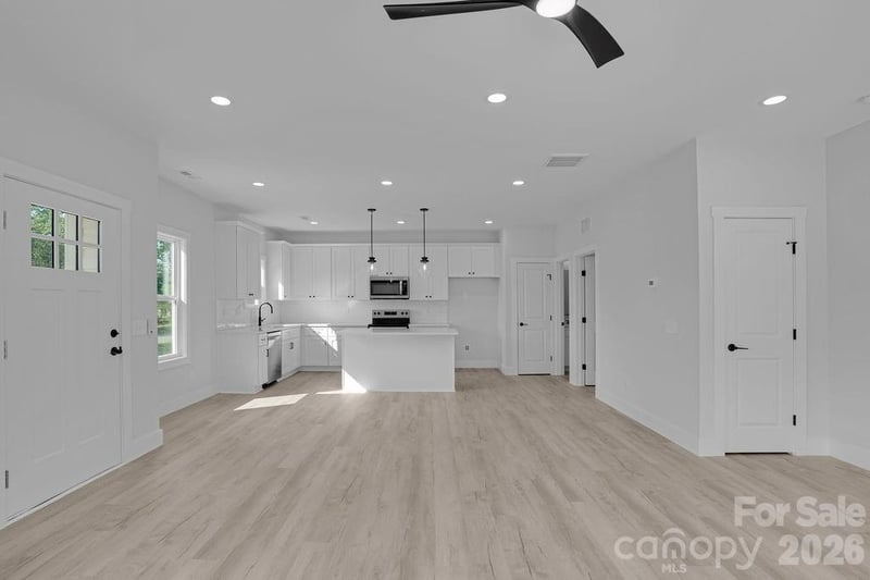 4629 Graybirch Dr, Maiden, NC 28650