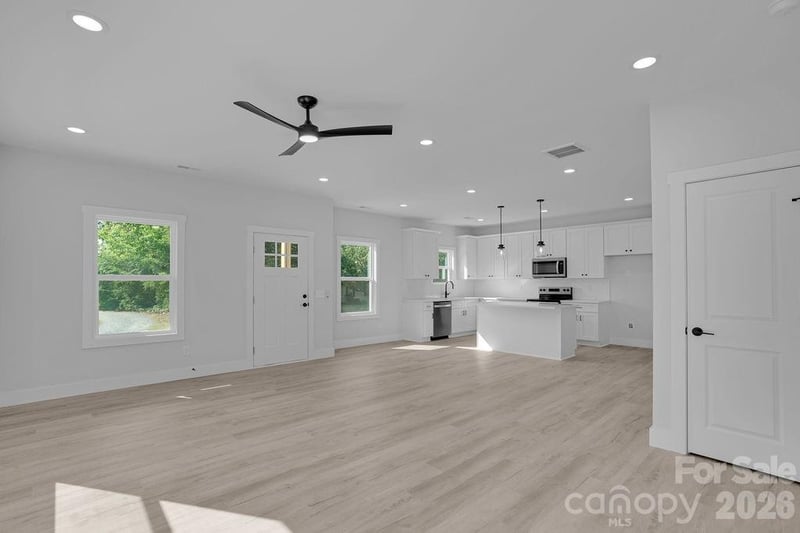 4629 Graybirch Dr, Maiden, NC 28650