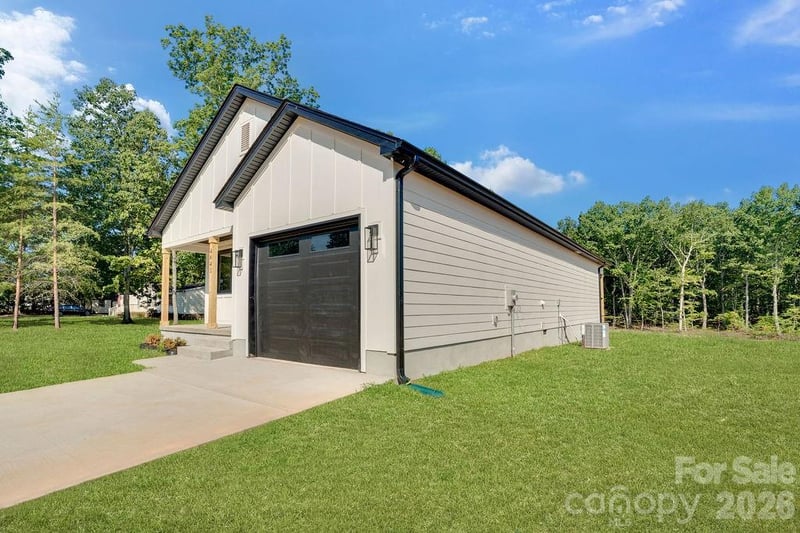 4641 Graybirch Dr, Maiden, NC 28650