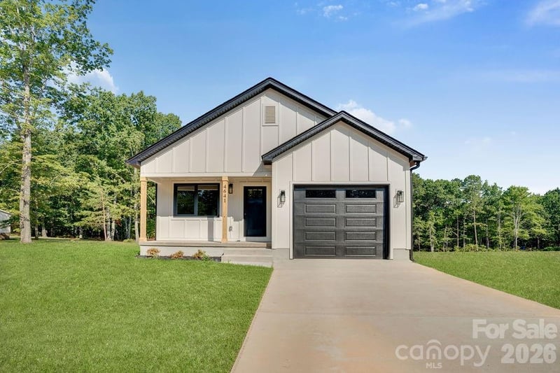 4641 Graybirch Dr, Maiden, NC 28650