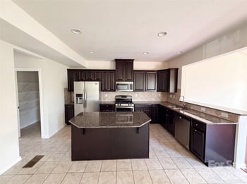 2275 Stone Pile Dr, Concord, NC 28025