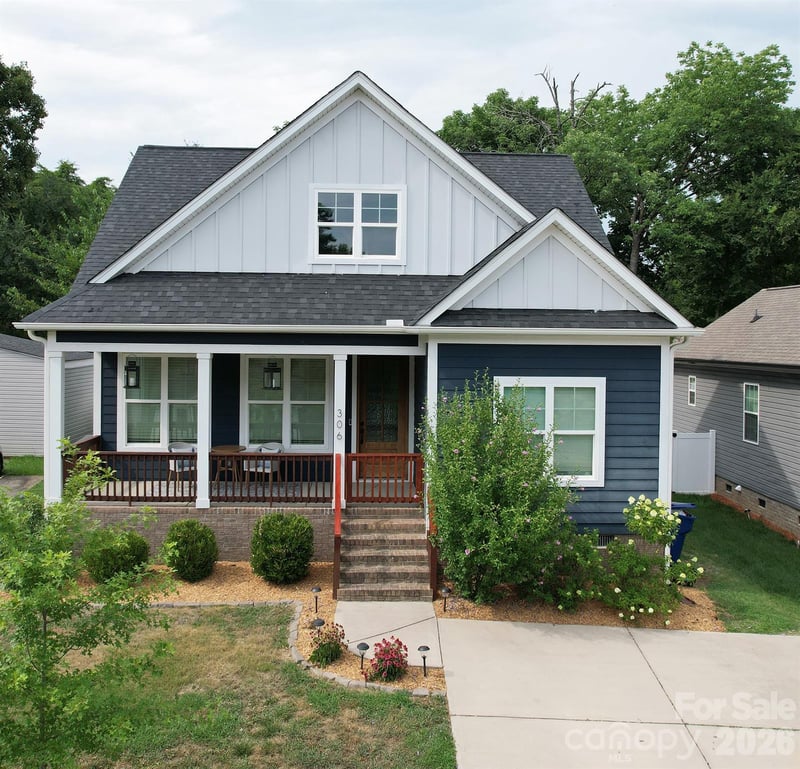 306 Clay St, Belmont, NC 28012