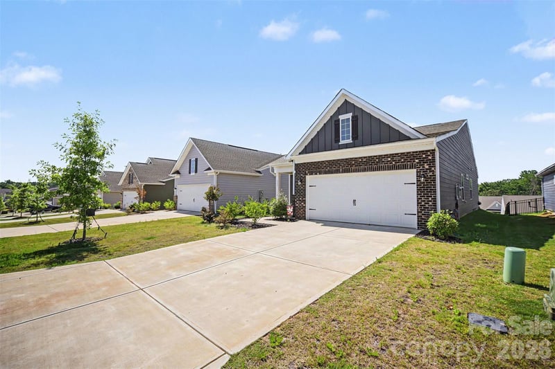 1737 Otter Perch Ln, Fort Mill, SC 29715