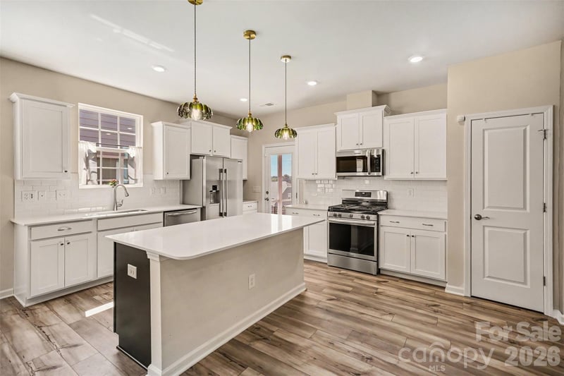 1737 Otter Perch Ln, Fort Mill, SC 29715