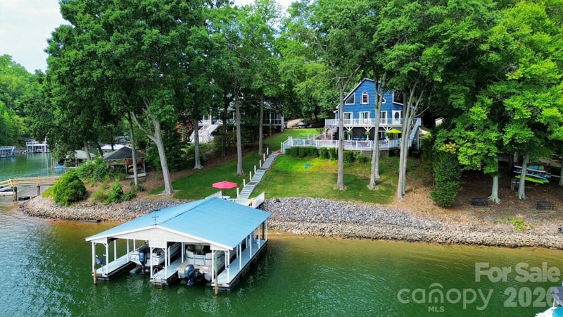 8470 Marina Ln, Catawba, NC 28609
