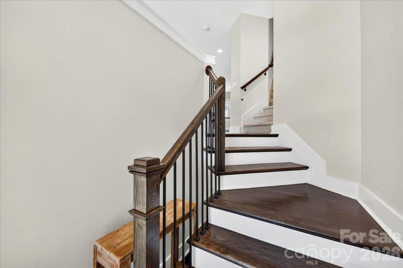 2115 Garabrandt Ln, Charlotte, NC 28204