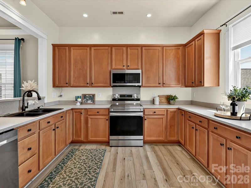 13106 Kennerly Dr, Huntersville, NC 28078