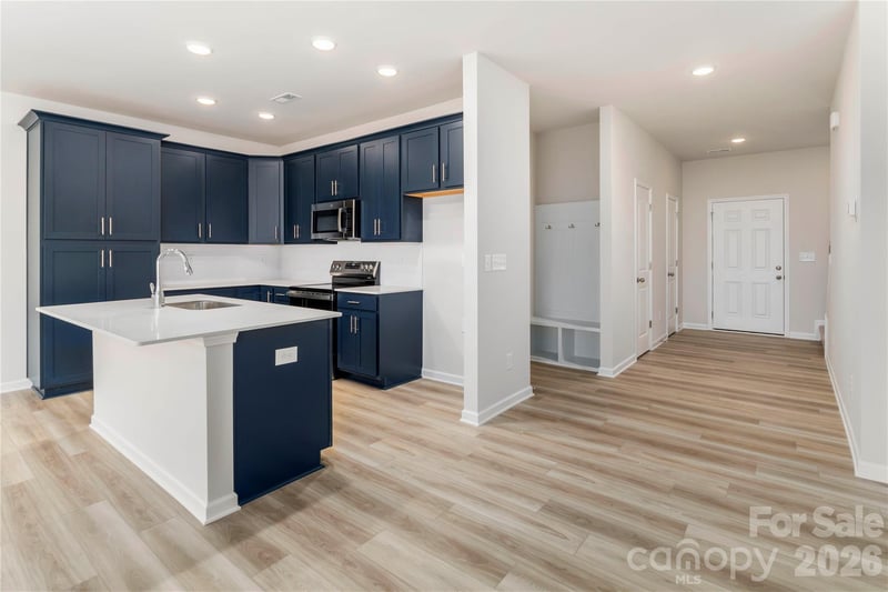 5118 Tommy Ln #802, Stanley, NC 28164