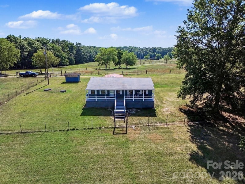 812 Forest Hills School Rd, Marshville, NC 28103