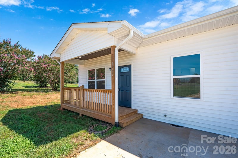 4000 Herman Sipe Rd, Conover, NC 28613