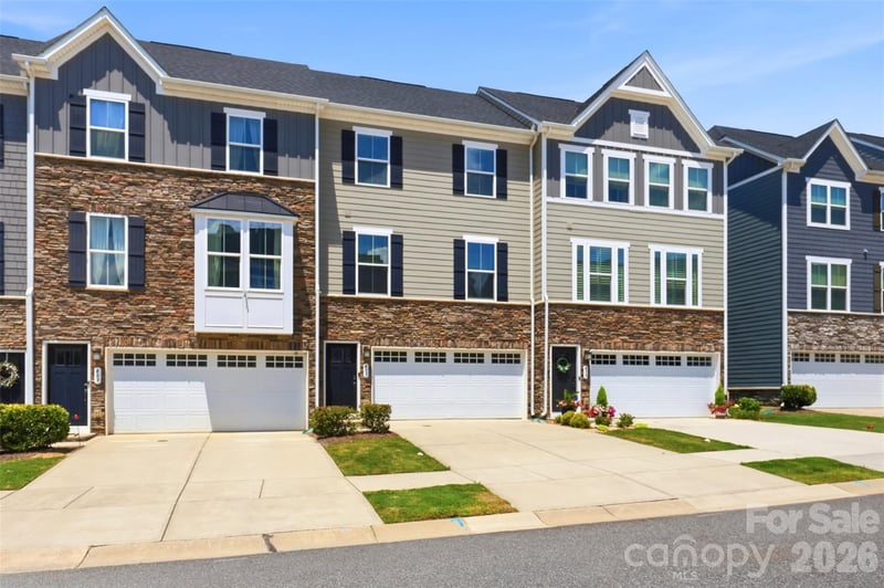 411 Lahinch Dr, Tega Cay, SC 29708