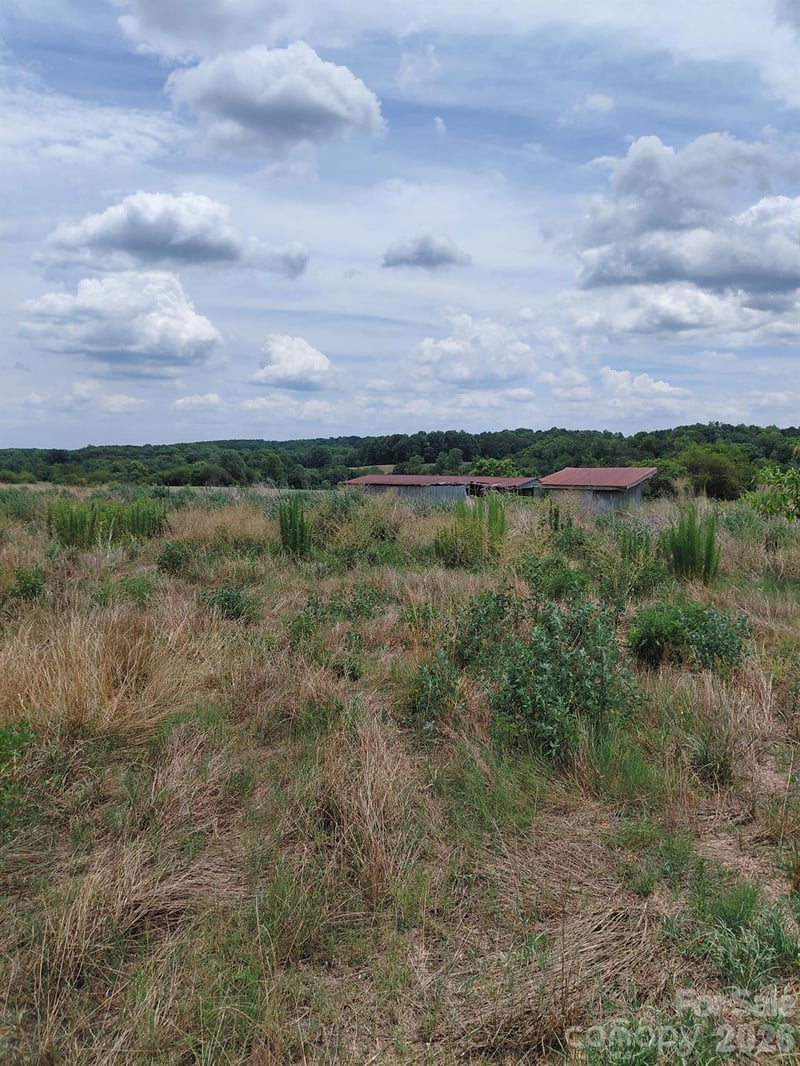 000 Howards Bridge Rd, Union Grove, NC 28689