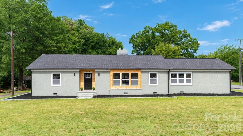 204 Myrtle School Rd, Gastonia, NC 28052