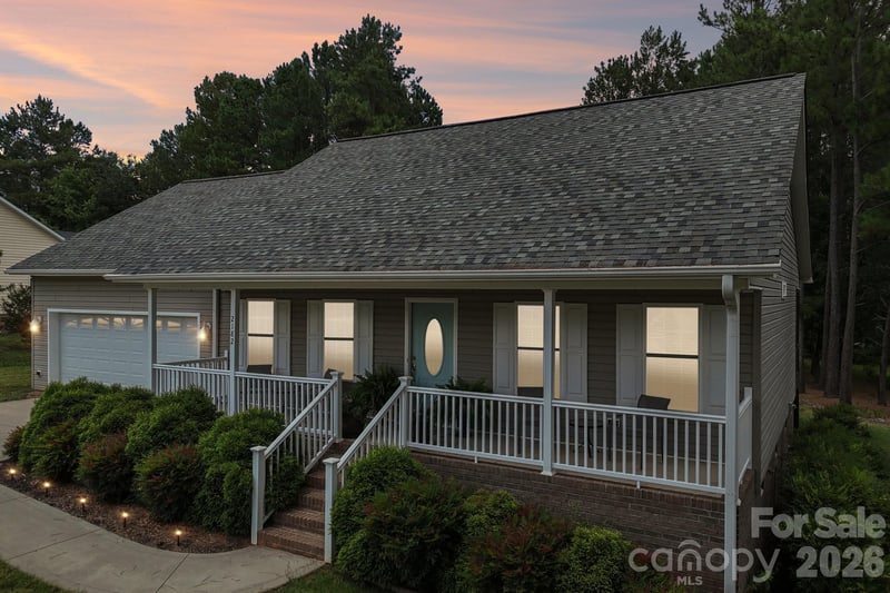 2182 Evergreen Dr, Newton, NC 28658