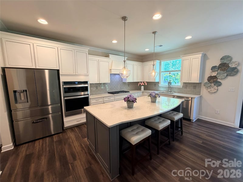 5070 Watersail Way, Lake Wylie, SC 29710