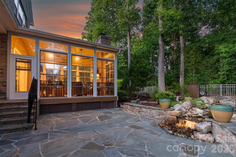 1508 Prickly Ln, Waxhaw, NC 28173