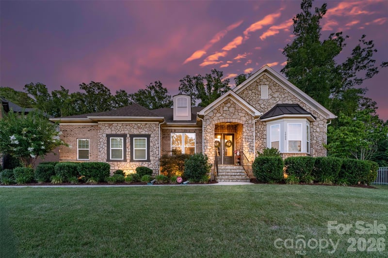 1508 Prickly Ln, Waxhaw, NC 28173