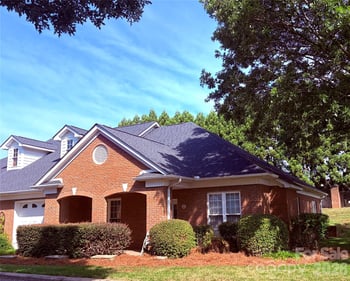 215 Knops Nob Rd, Mooresville, NC 28115