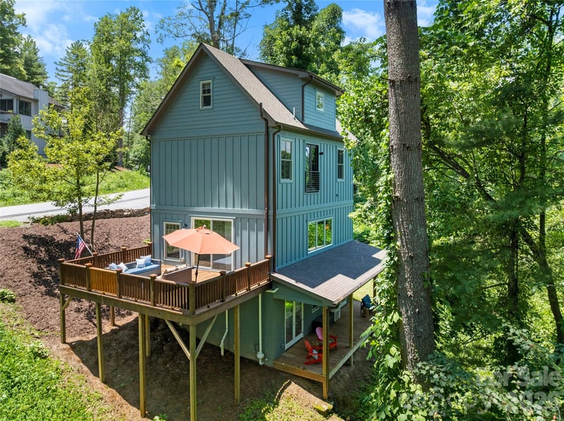 195 Jordan St, Hendersonville, NC 28739