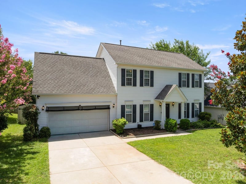 5782 Dove Point Dr, Concord, NC 28025