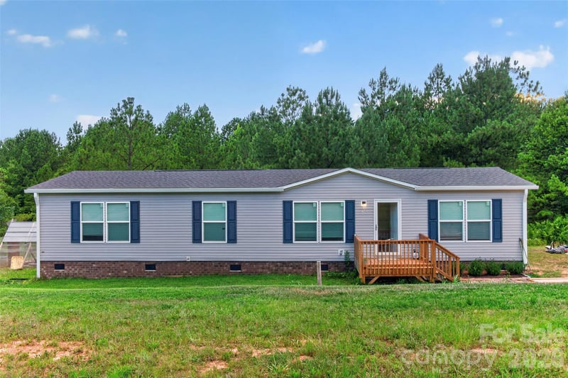 742 Sidney Cornwell Dr, Catawba, SC 29704