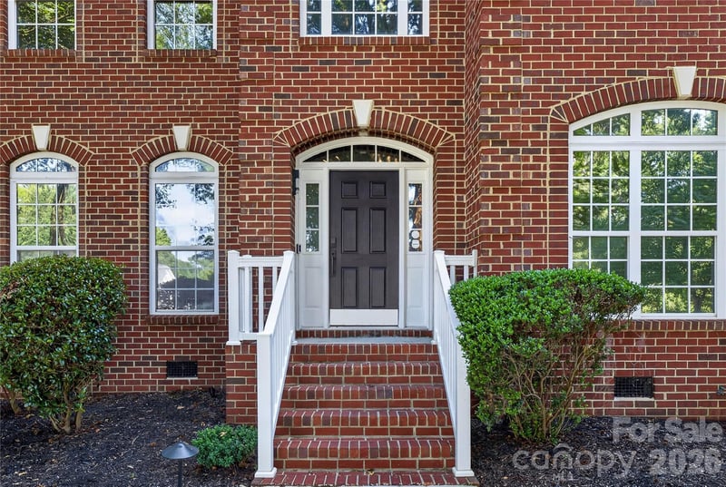 6301 Crown Hill Dr, Charlotte, NC 28227