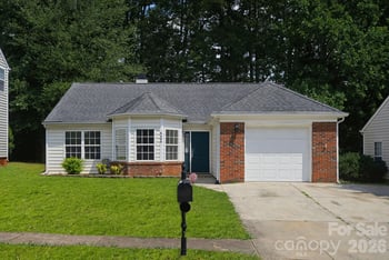 6408 Spanish Moss Ln, Charlotte, NC 28262