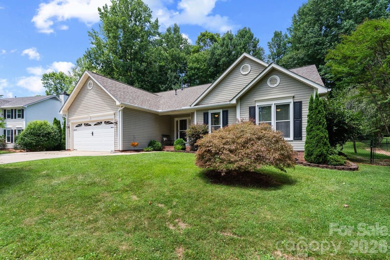 239 Windsor Forest Cir, Fletcher, NC 28732