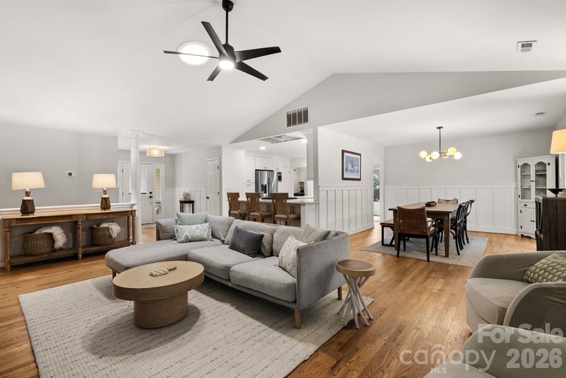 239 Windsor Forest Cir, Fletcher, NC 28732