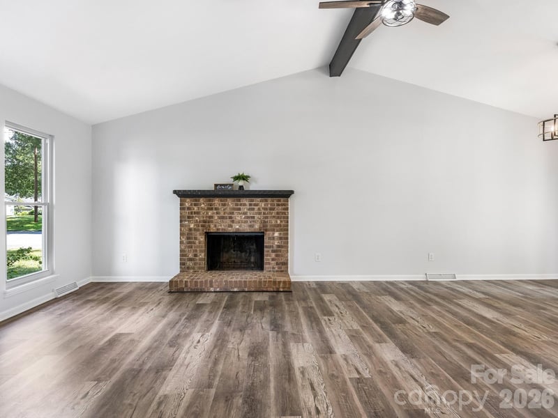 9501 Buckskin Ln, Charlotte, NC 28227