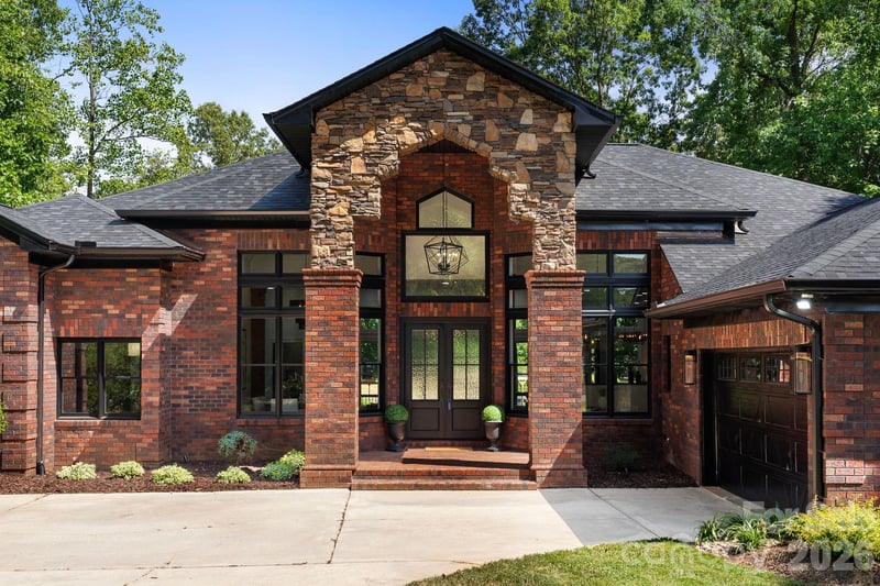8806 Hearthstone Ct, Terrell, NC 28682