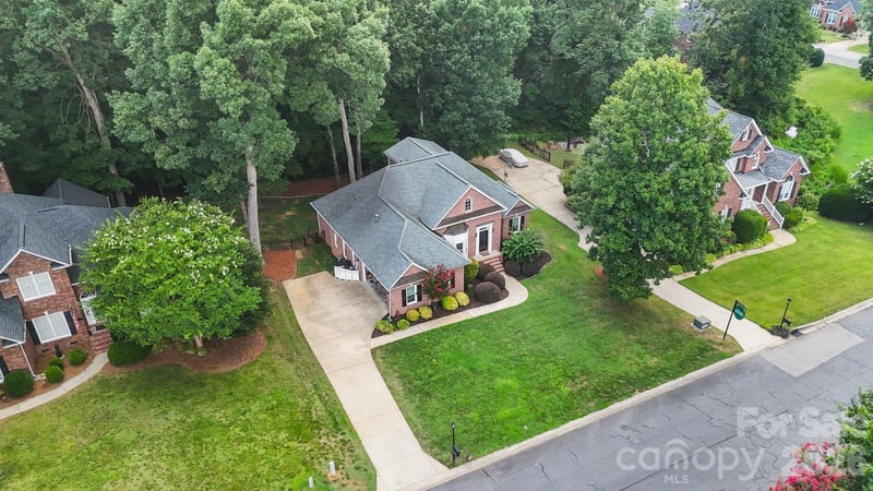 4437 Shannamara Dr, Matthews, NC 28104