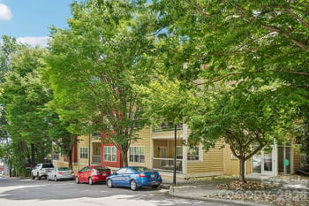 175 Lexington Ave #303, Asheville, NC 28801