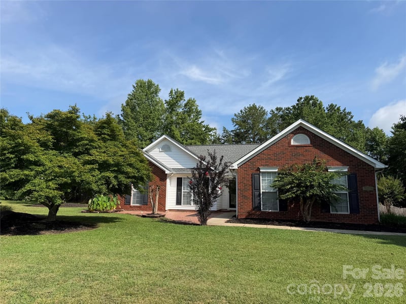 2332 Ivy Run Dr, Indian Trail, NC 28079