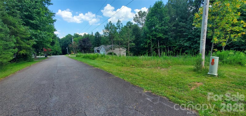 126 River Bank Rd #6, Statesville, NC 28625