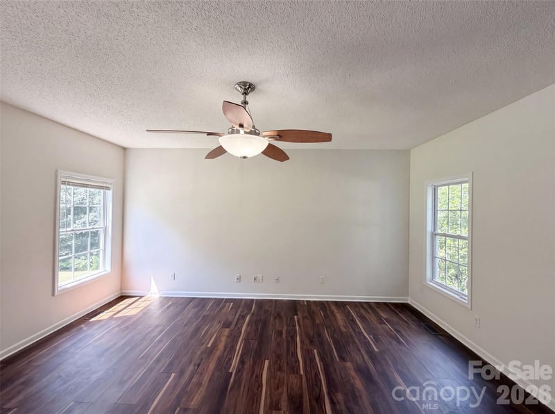 4270 Mountain Creek Rd, Iron Station, NC 28080