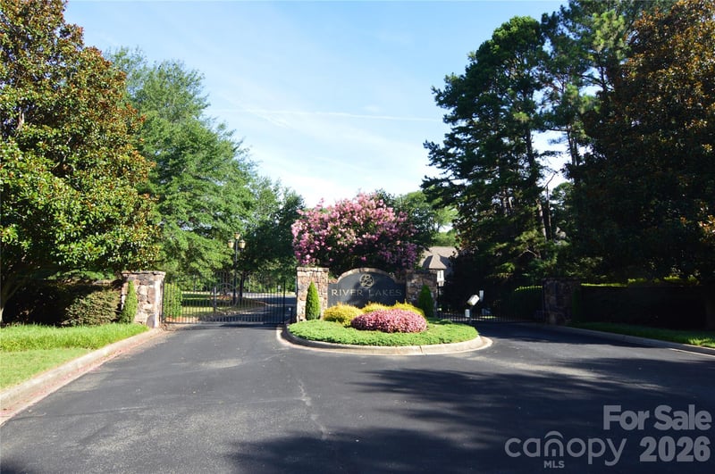 8013 Water View Dr #4, Belmont, NC 28012