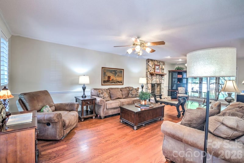 2131 Shadwell Ct, Gastonia, NC 28056