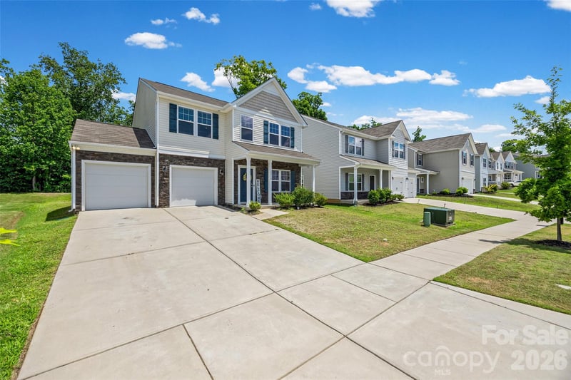 10210 Holly Park Dr, Charlotte, NC 28214